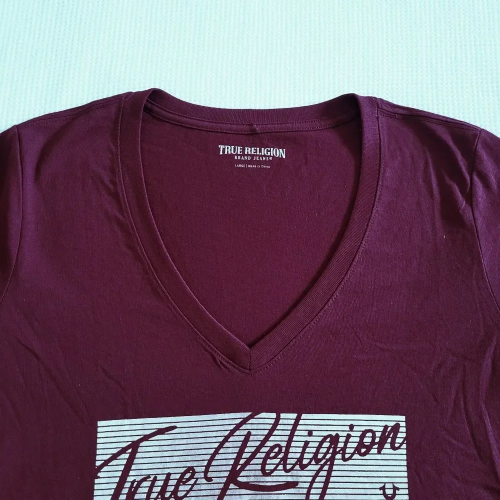 True Religion🙏 Long Sleeve Silver🤍 Foil Graphic Tee - NWT